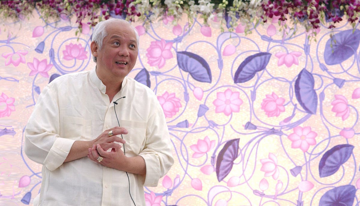Master Choa Kok Sui: The Teacher Who Made Energy Tangible | by Soumya  Geetha | The Cognitive Space | Medium