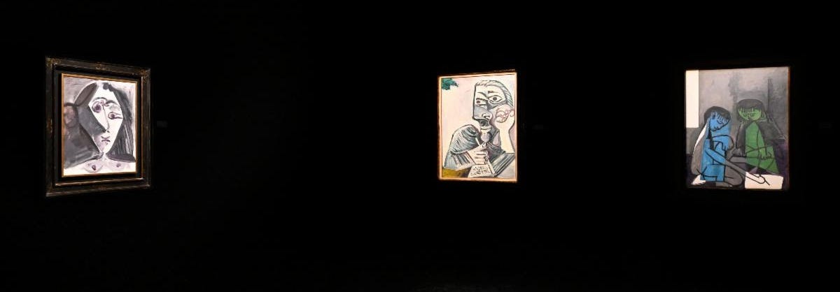 A striking installation view of ‘Picasso to Botero’ at Gary Nader Art Centre, featuring rare portraits and the 1954 masterpiece ‘The Two Children’.