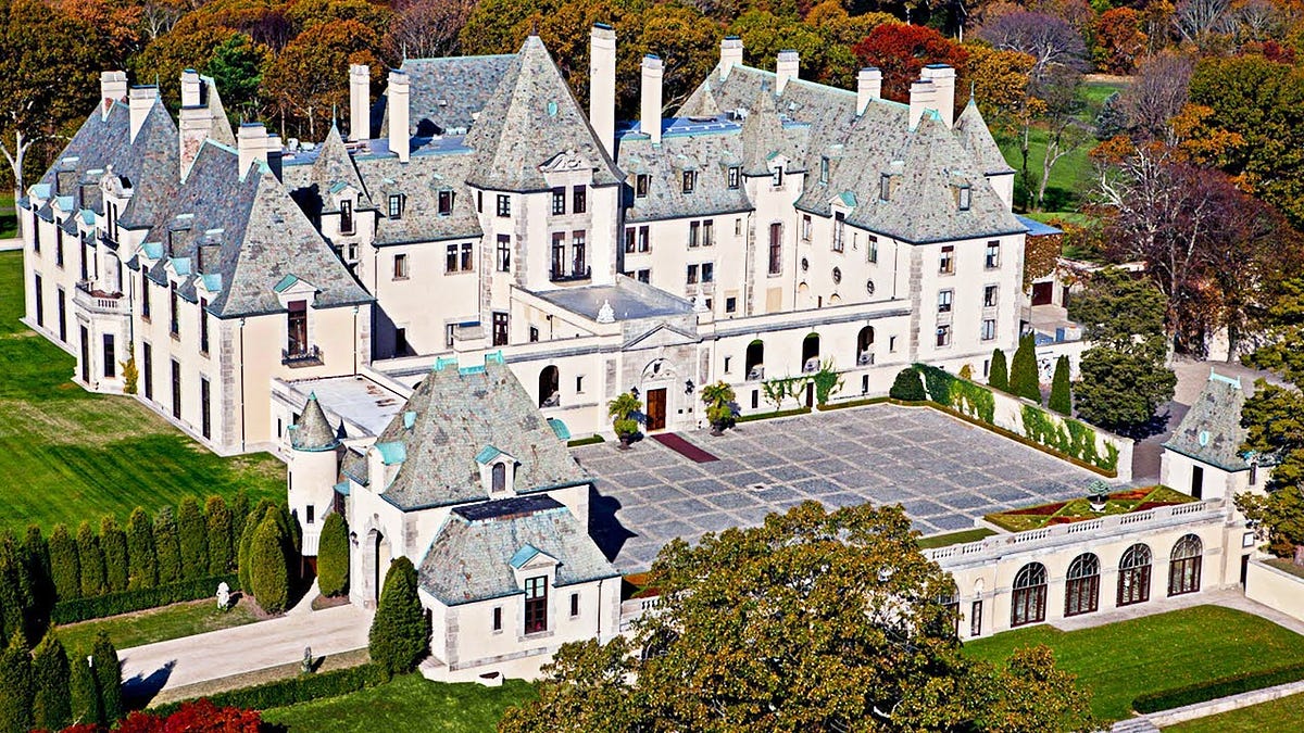 The Biggest Mansions In The World (2023) | by Old Money Luxury | Medium