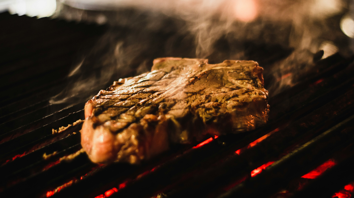 Kochen lernen mit Paul Jekat: Steak richtig braten — so gelingt das perfekte Steak zu Hause