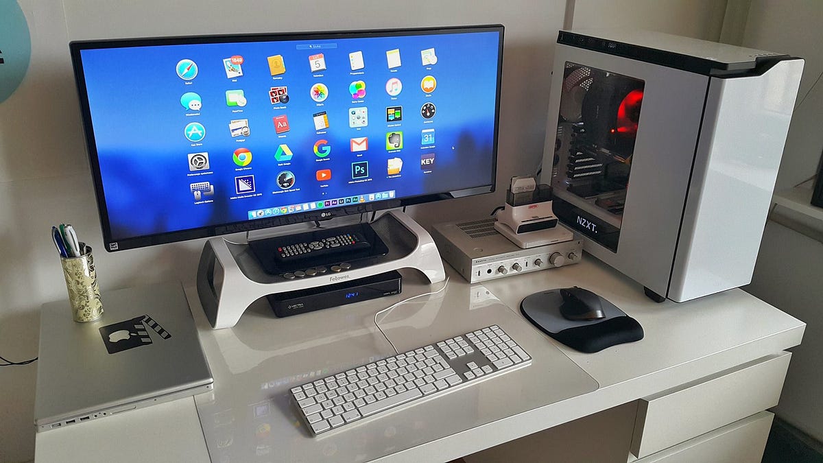 hackintosh. What is hackintosh? Even though running… | by Byte CODE ...