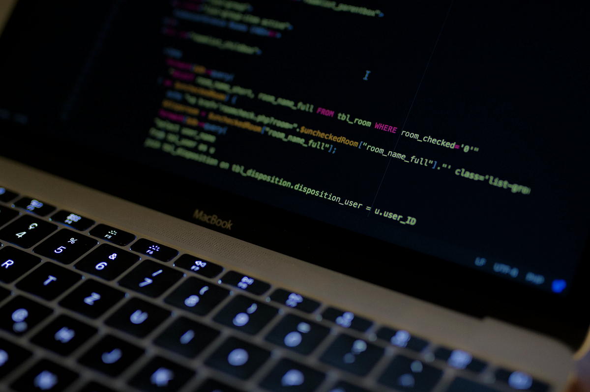 SQL vs. KDB+/Q How different do they do SELECT statement? by T Z J Y