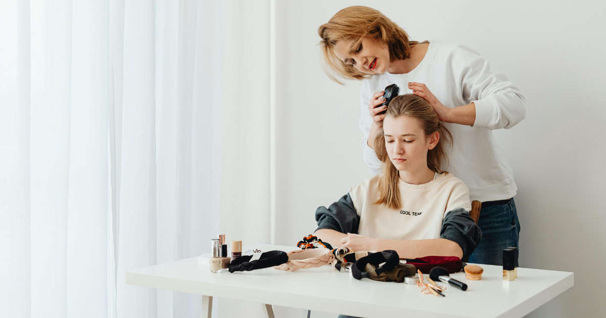 Mother Daughter Relationship After Divorce: How To Avoid Losing Your Teen