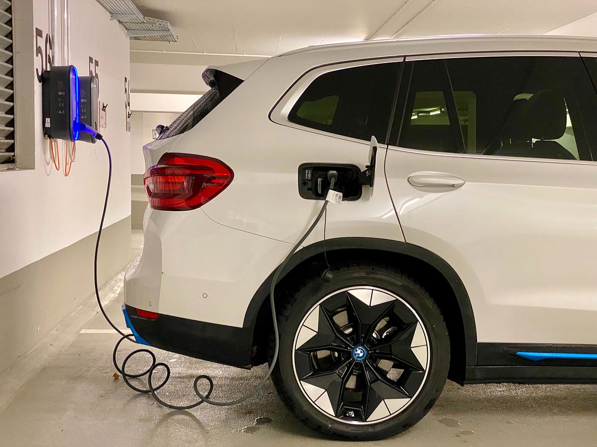 Are Electric Vehicles Really The Future? by Dr Stuart Woolley Geek