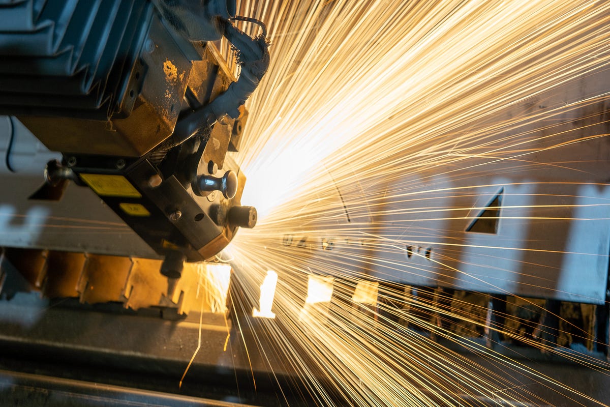 How AI is revolutionizing quality control in manufacturing  by Chee 