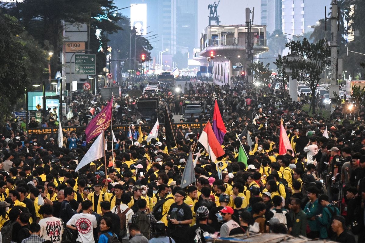 Suara Jalan dan Krisis Kepercayaan
