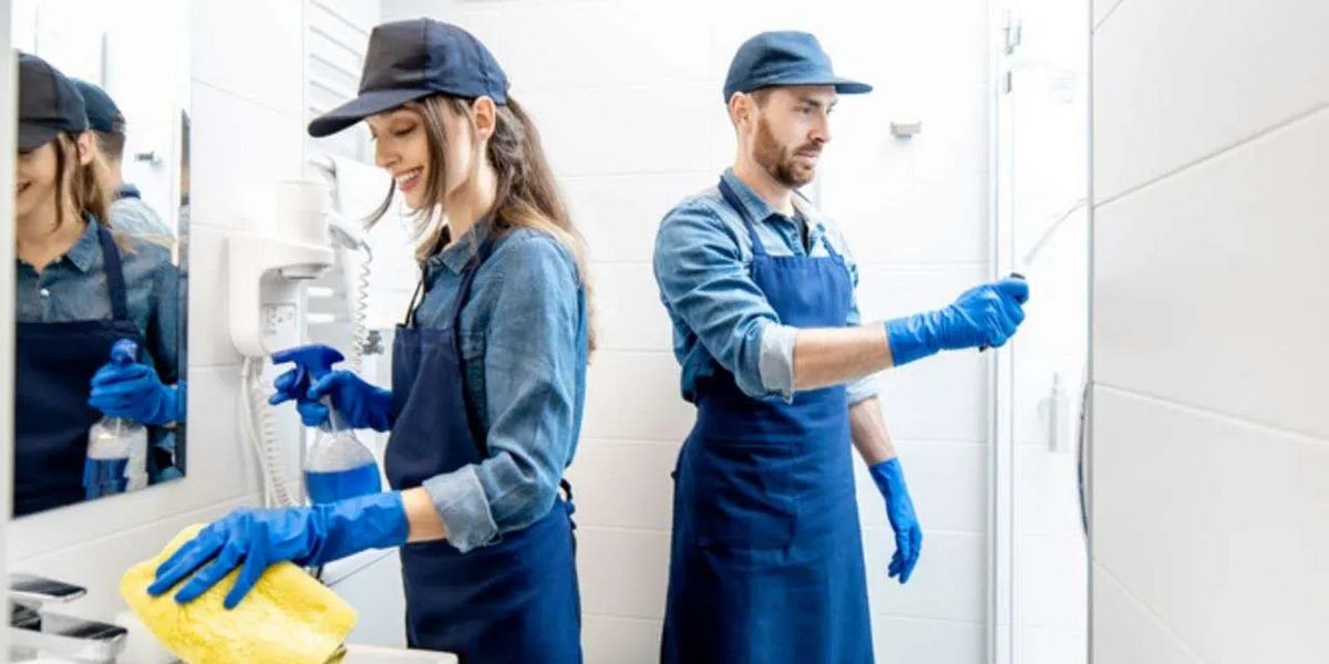 Top 7 Benefits of Hiring Professional Cleaning Ser