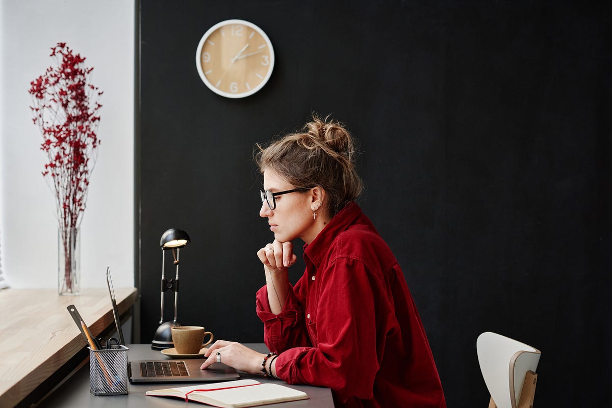 How I Got a Data Analyst Job in 6 Months | by Natassha Selvaraj | Nov, 2023