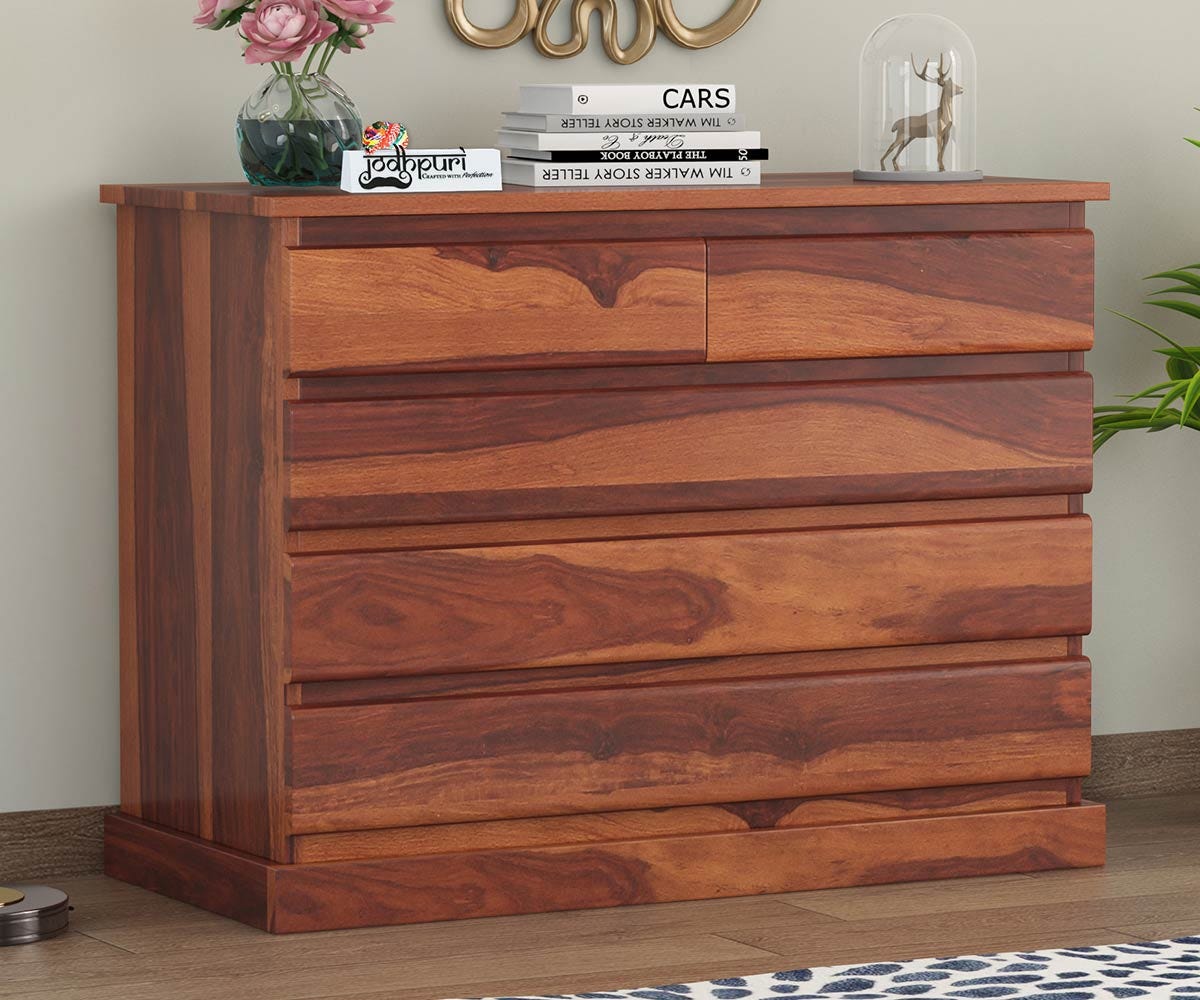 9 Amazing ways to use stylish Chest of Drawers in the home by