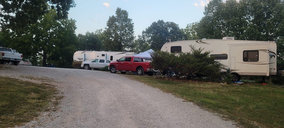 Campgrounds In Branson Mo With Cabins - Bransonrvers - Medium