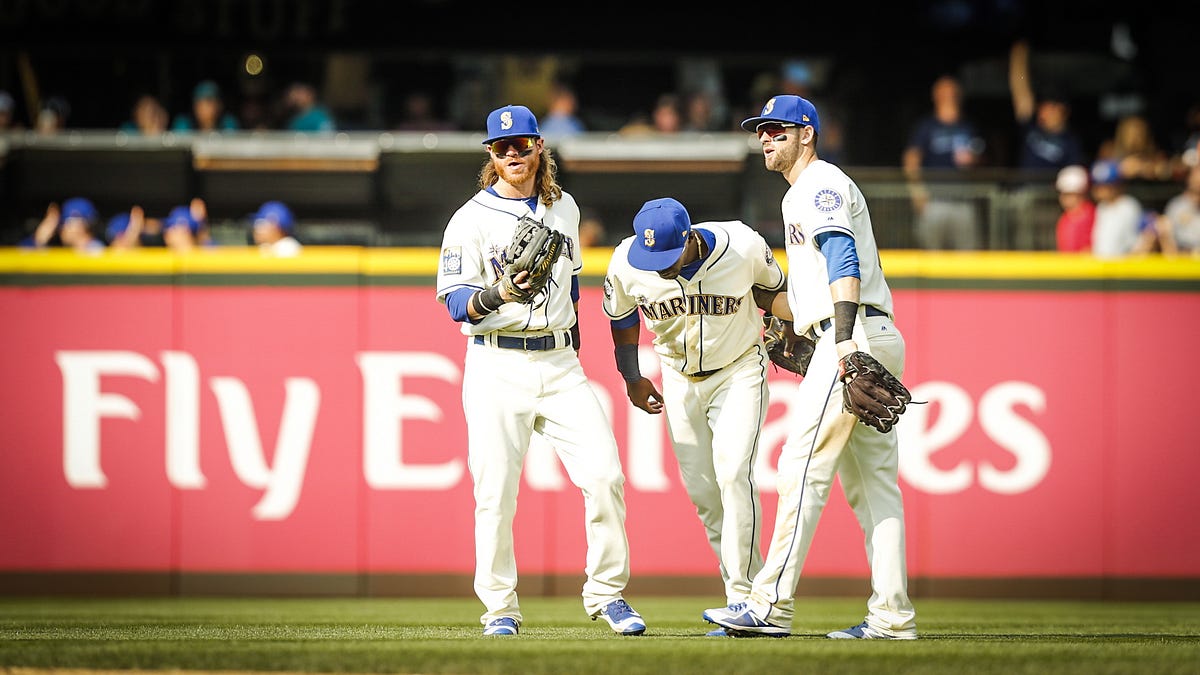 Outfield brings plenty of youth and speed to Mariners roster by Colin