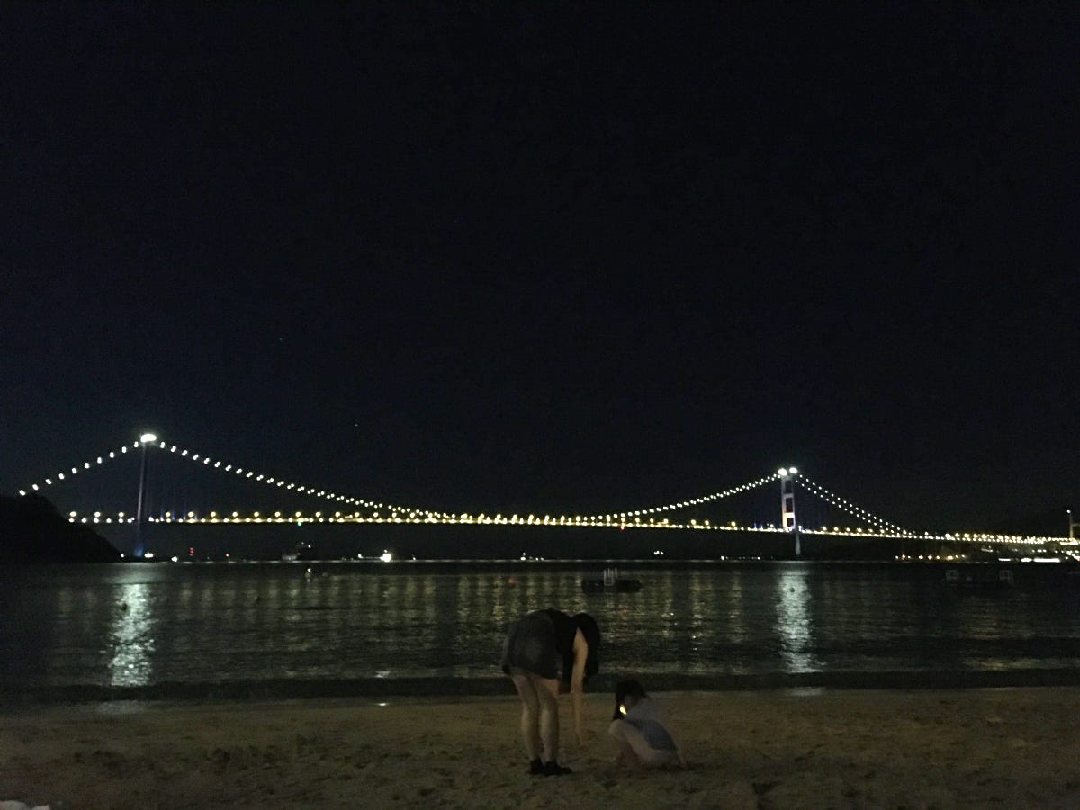 Tsing Ma Bridge afar, Lido Beach, Ting Kau, Hong Kong_Mid-Autumn Festival, 2025_Photo by Oiseau Distrait