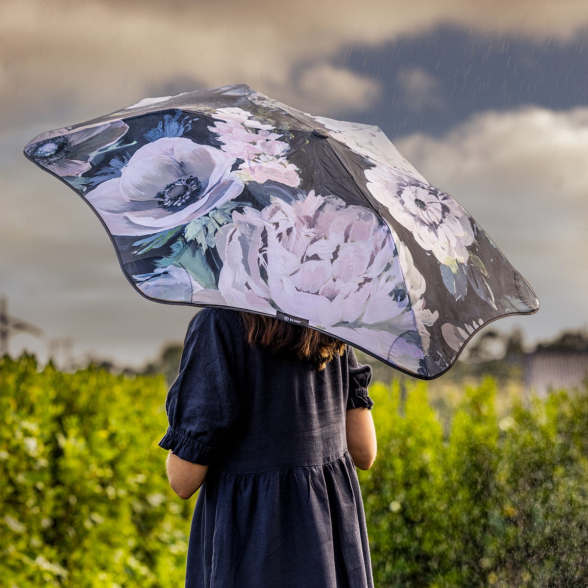 Blunt umbrella hotsell wind test