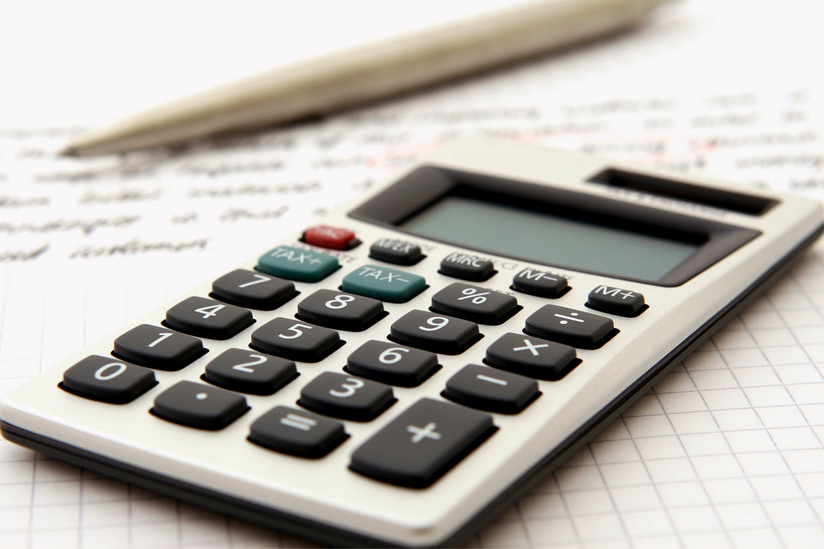 Build a Simple Age Calculator in Python (A Beginner’s Guide) | by Hira ...