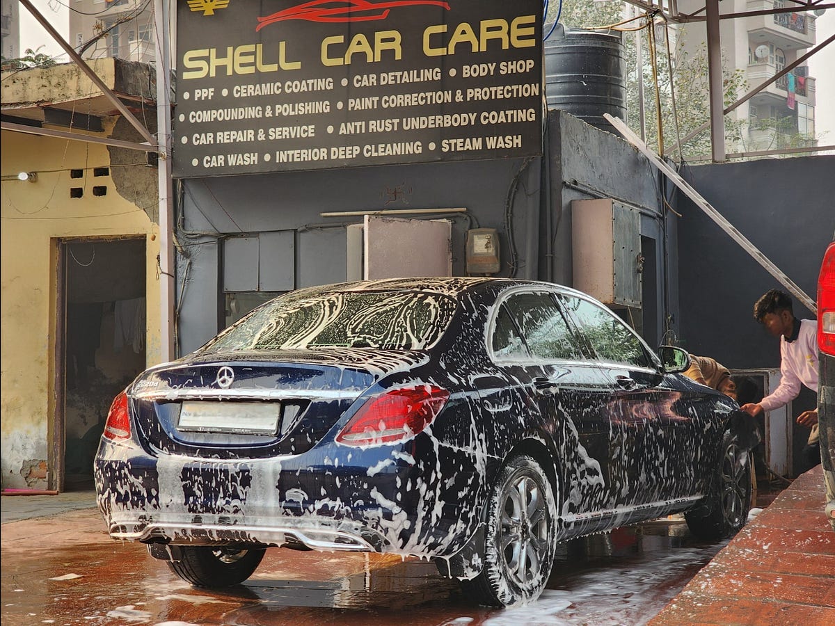 Car Wash Noida. Washing Center in Noida. Best Car Cleaning Services in