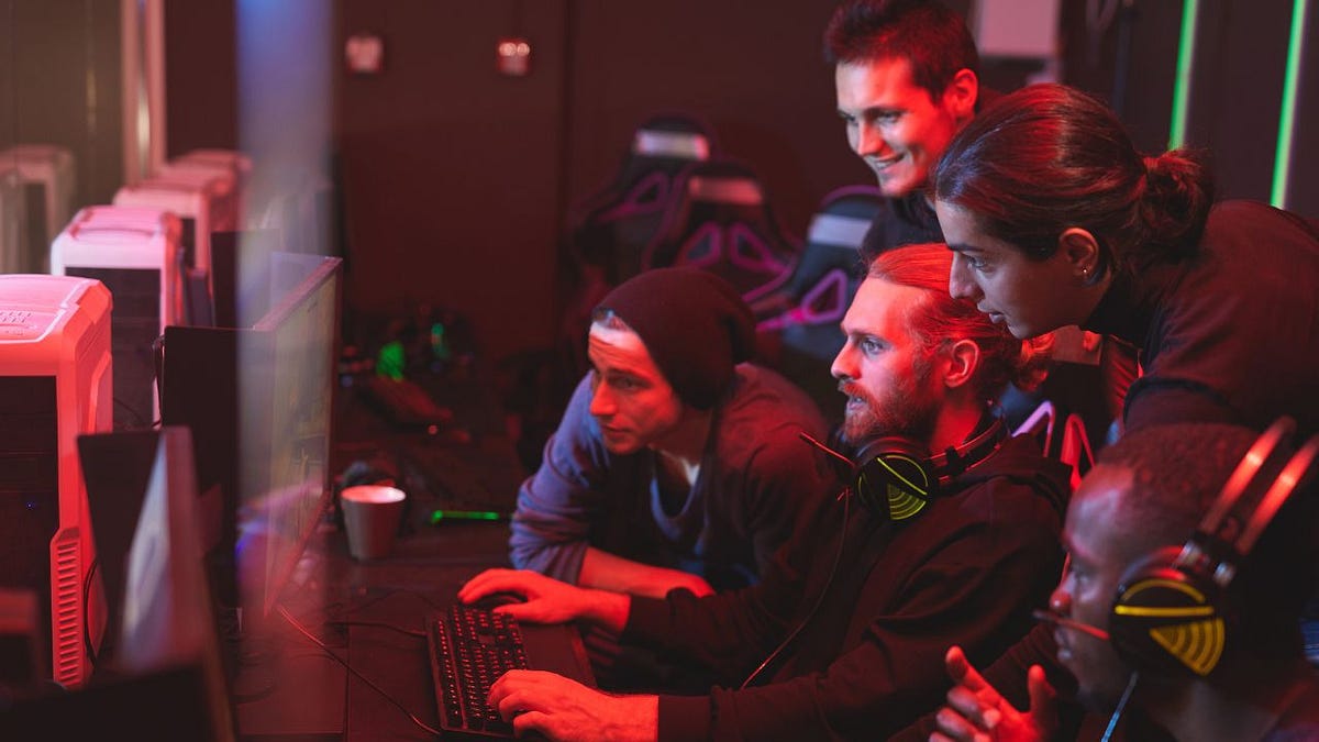 How To Host A Successful LAN Party by Esports Maps Medium