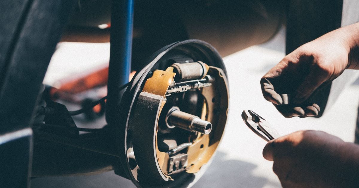 8 Prominent Signs of a Potential Problem with Your Car’s Brake by