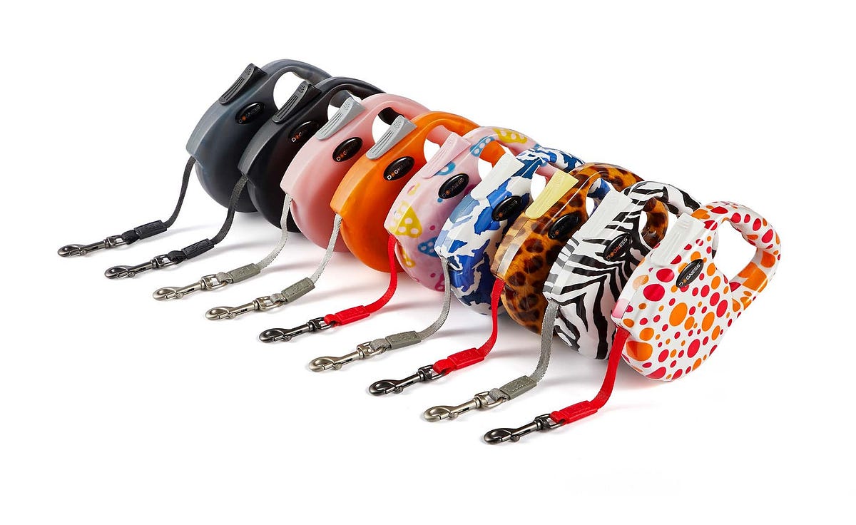 Why using a Retractable Leash benefits your Dogs by EARLYWOOF Jan
