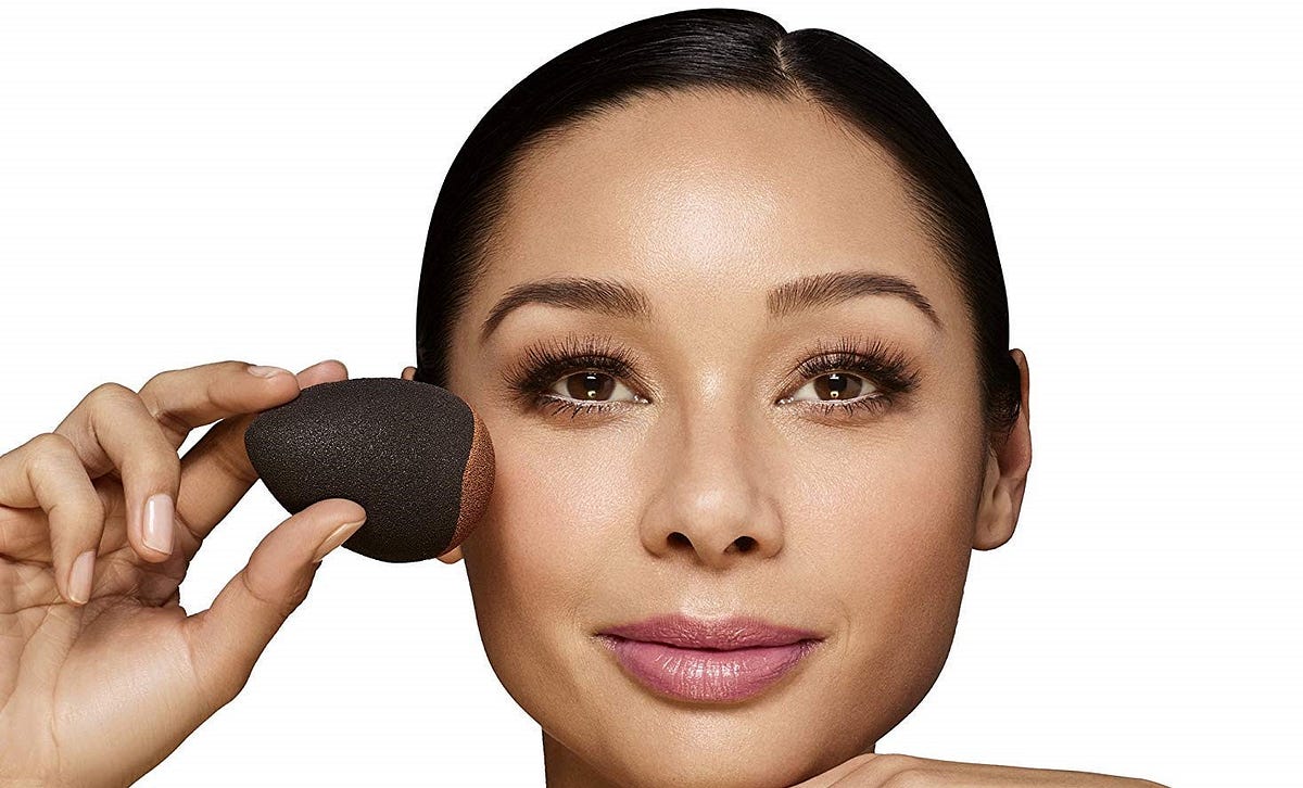 TYPES OF BEAUTY BLENDER AND ITS USAGE by Lorry John Medium