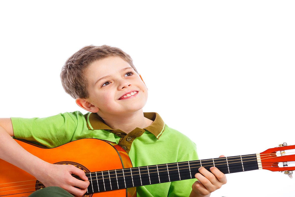 GUITAR LESSONS. StudioVivian Music Lessons Vaughan by Studio Vivian