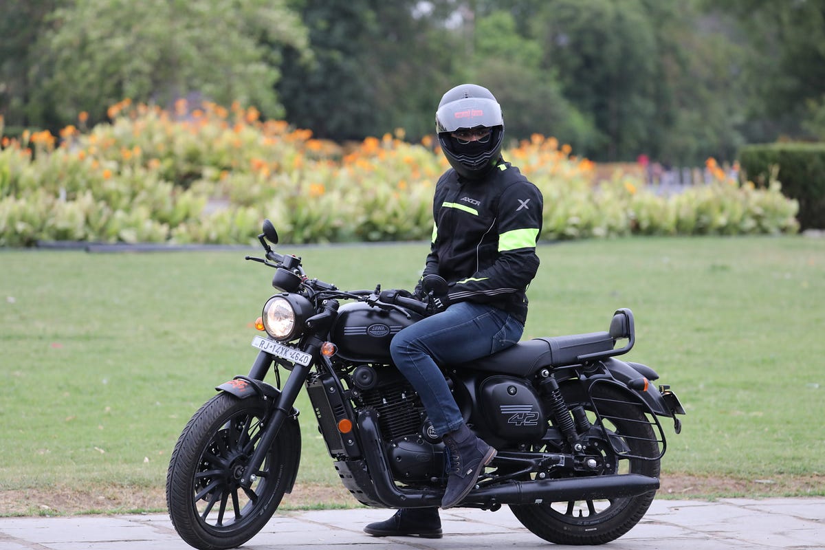 India’s most affordable and powerful smart helmets with Bluetooth