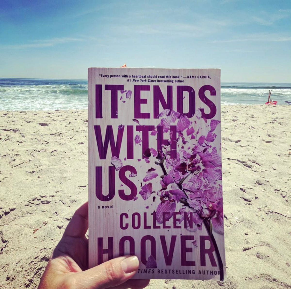 review-of-book-it-ends-with-us-it-ends-with-us-by-colleen-hoover