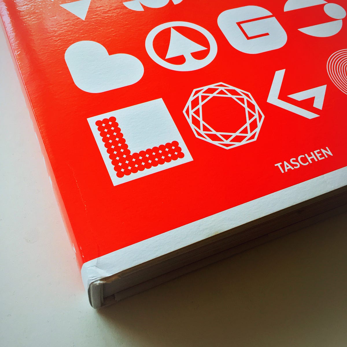 TASCHEN Books: Logo Modernism