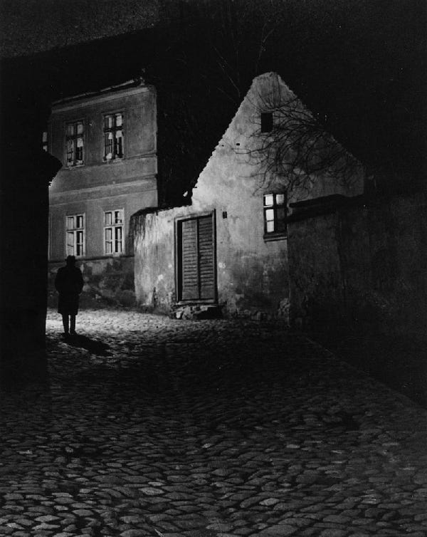 André Kertész: a Forgotten Man. The inventor of photo-reportage