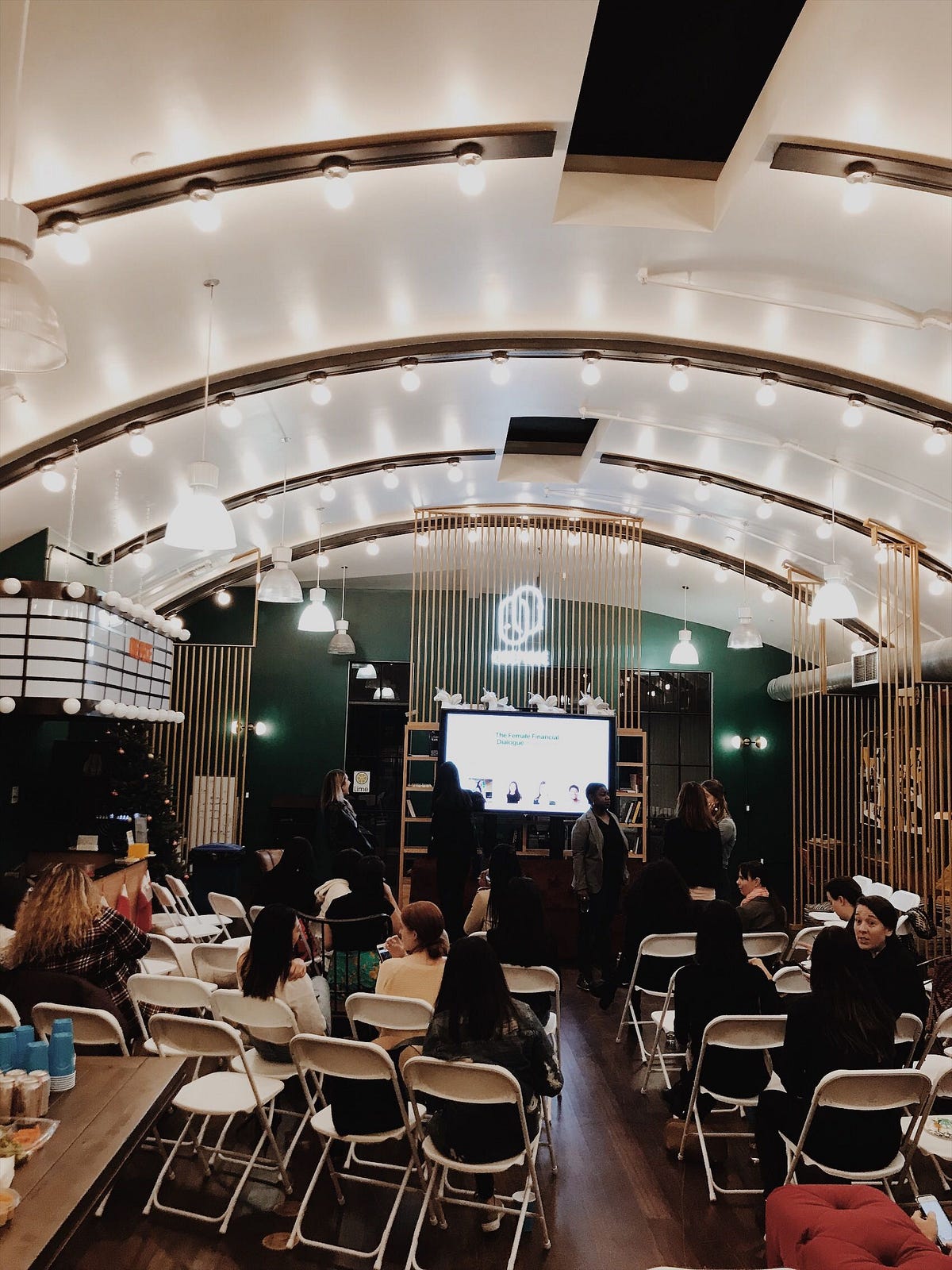 💁‍♀️ The Female Financial Dialogue #Finimized: L.A. Edition | by ...
