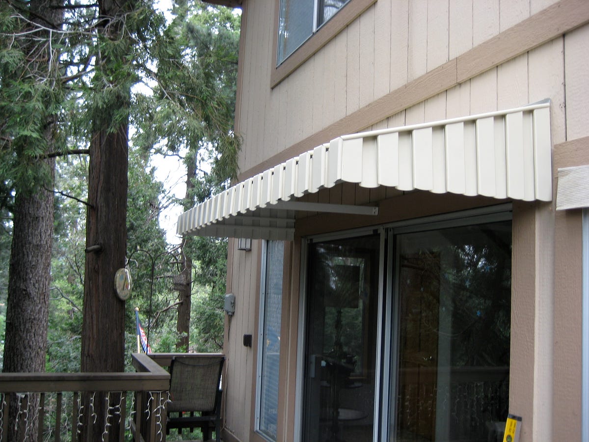 Retractable Patio Awnings — How Do They Contribute to a Property? by