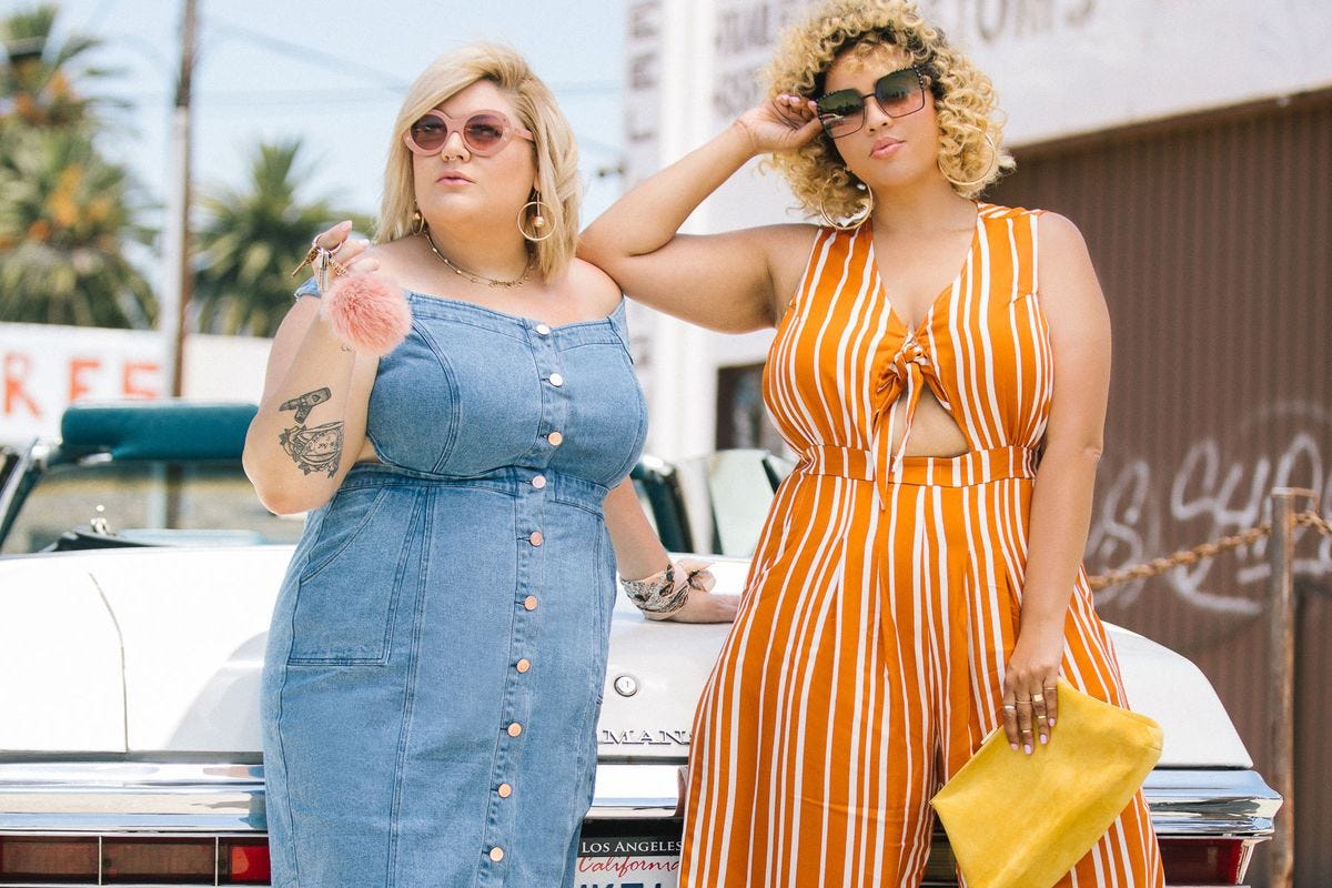 There are four benefits to buying at plus-size online boutiques