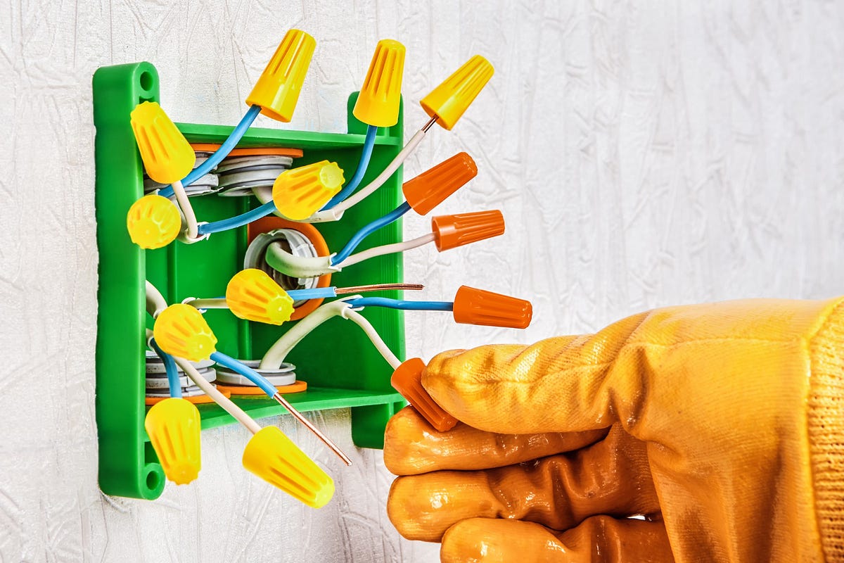 How to Make Pigtail Electrical Wire Connections by Strike Electrical