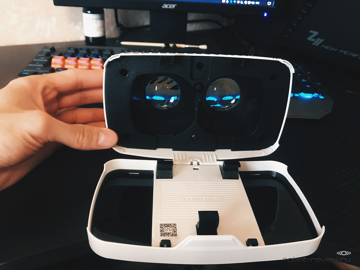 Обзор VR-очков Homido Grab. Доступная виртуальная реальность по… | by ...