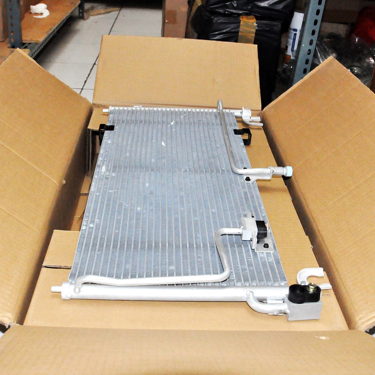 Condenser/Kondensor AC Mobil Mazda Lantis / Familia — Harga Murah Resmi Merek/Dus Formula by