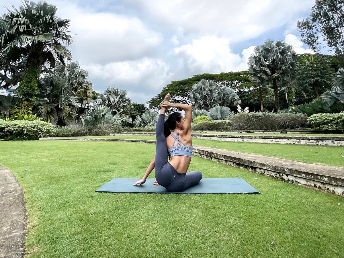 How Much Do You Really Know About Stretching? by Dawne Chua In