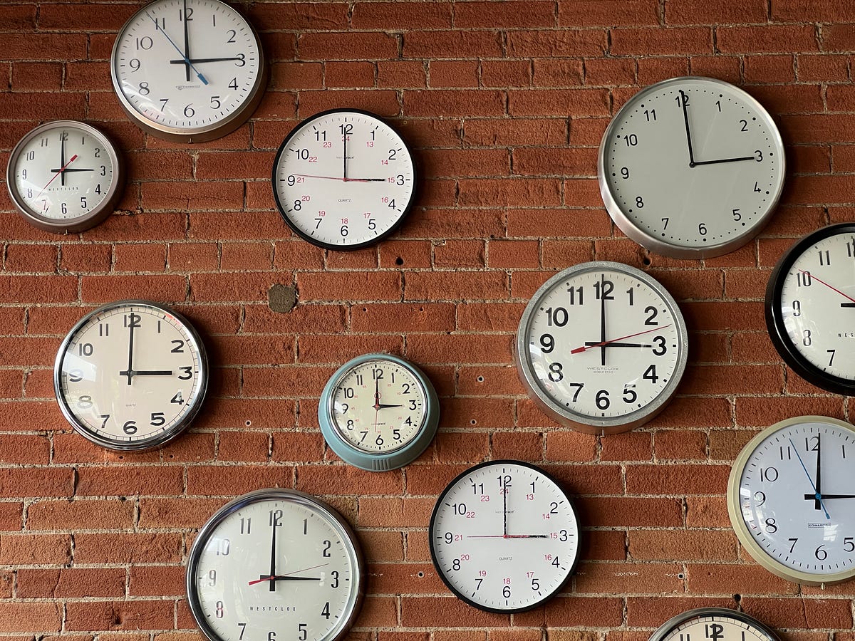 For the Love of Clocks. Timetelling the oldfashioned way by Text