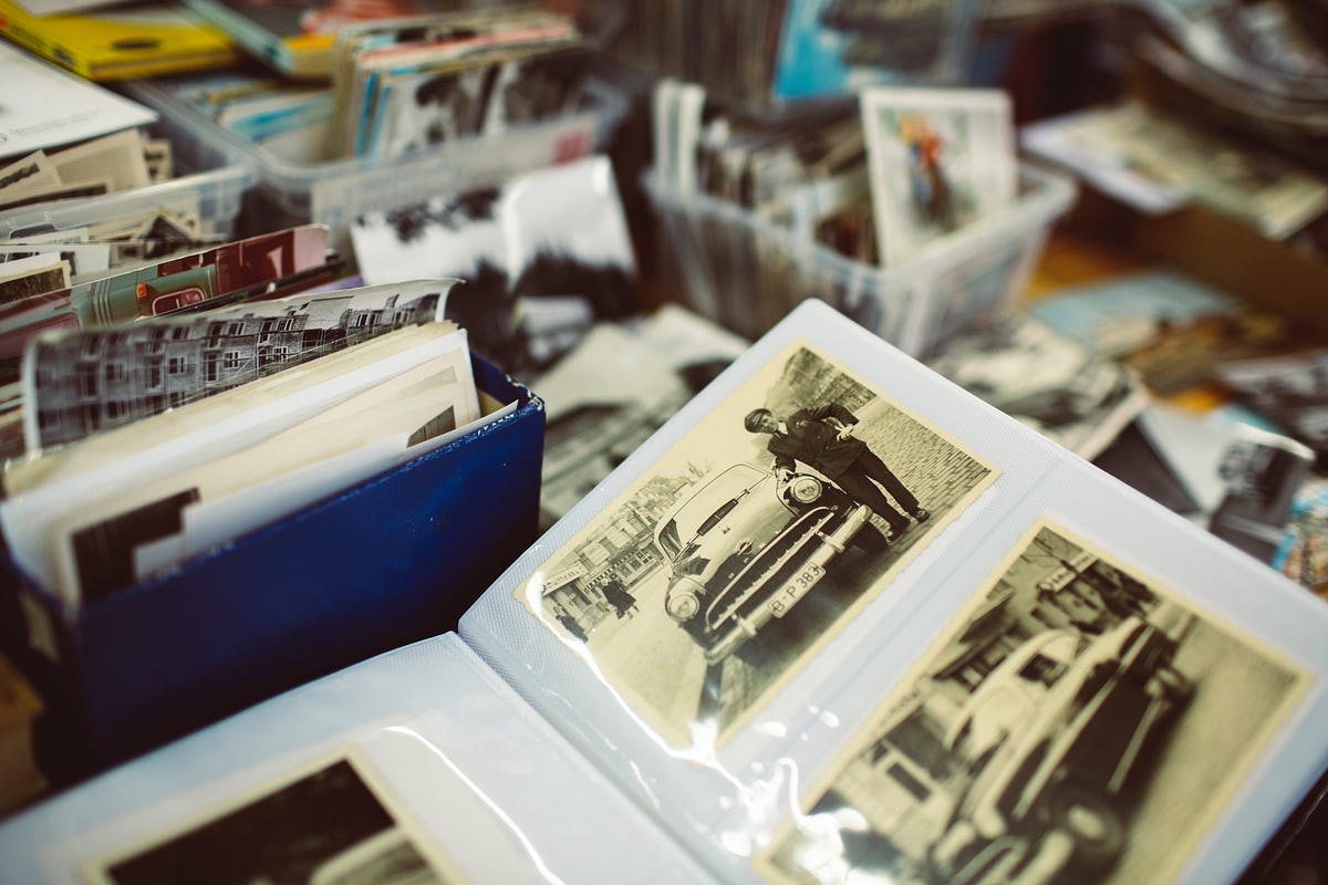 The BEST Ways to Organize & Store Your Photographs (Why Everything You