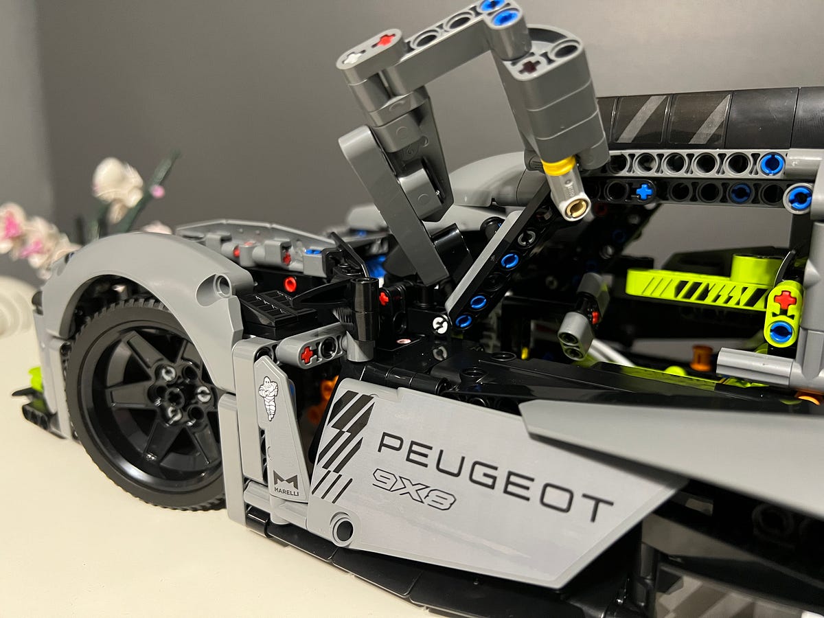 LEGO Technic 42156 Peugeot 9X8 Hypercar - Jan's Steen
