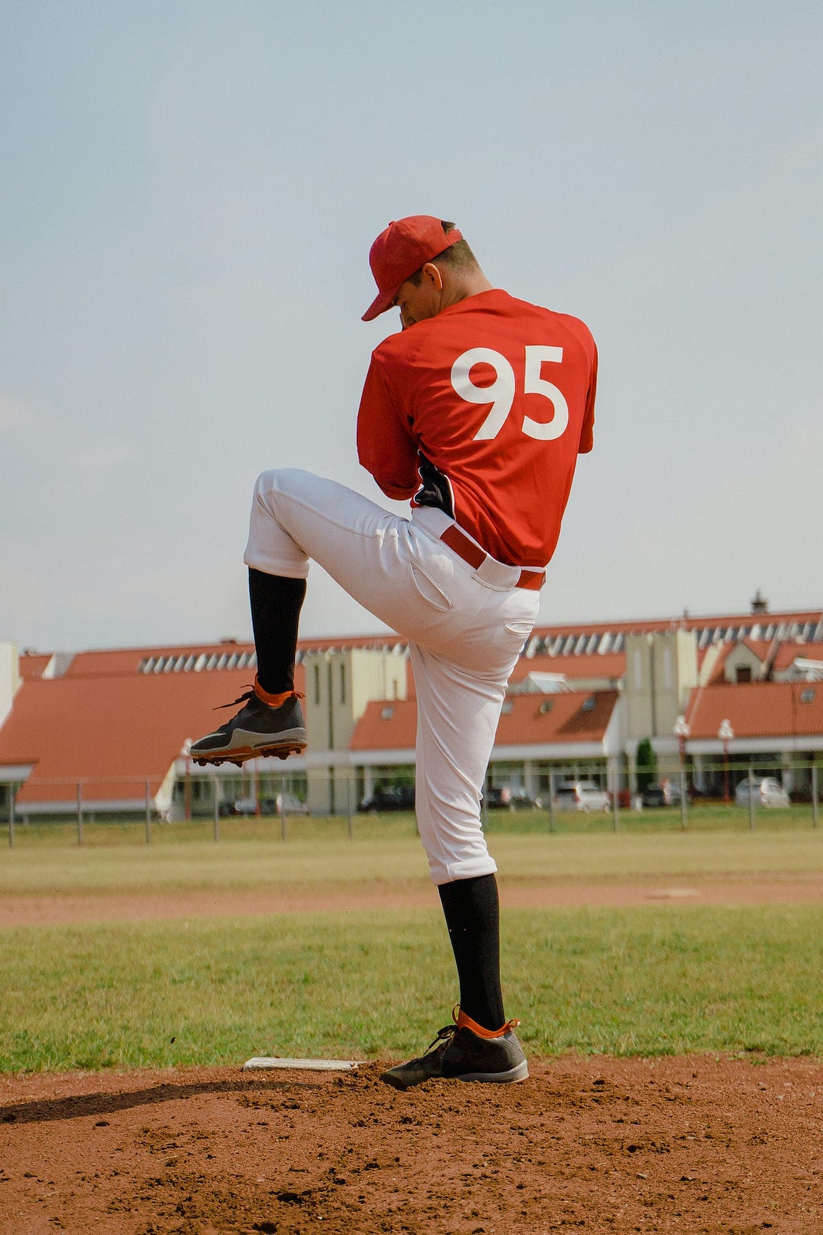 Choosing the Right Baseball Pants for Performance and Comfort by