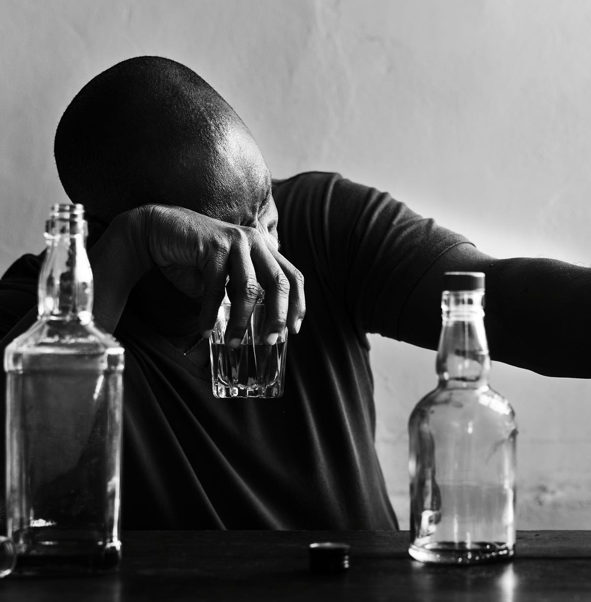 5 Health Signs of Excessive Alcohol Use by Gillian May Wise & Well