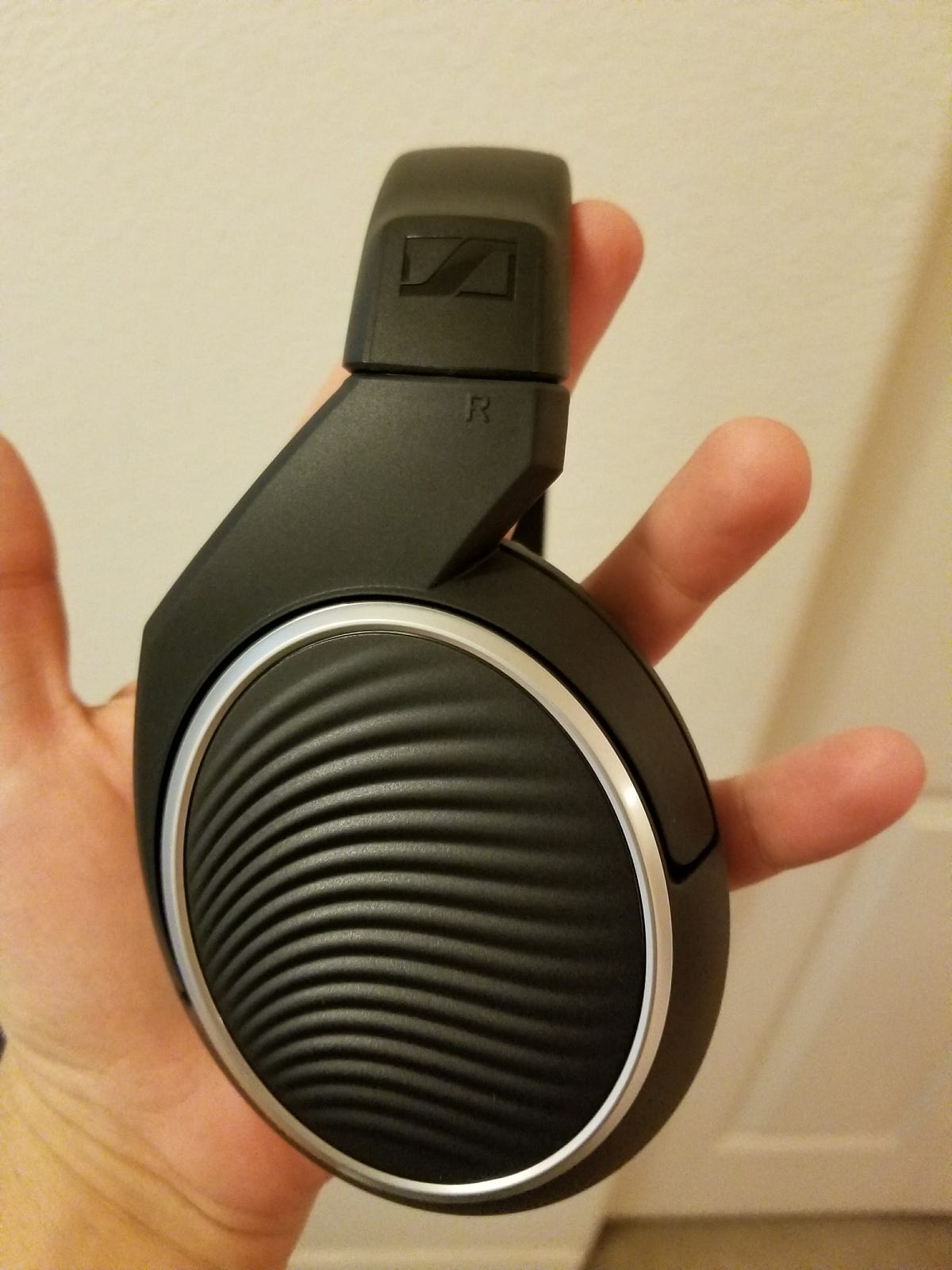 Sennheiser HD 461 G i Headphones Review by Alex Rowe Medium