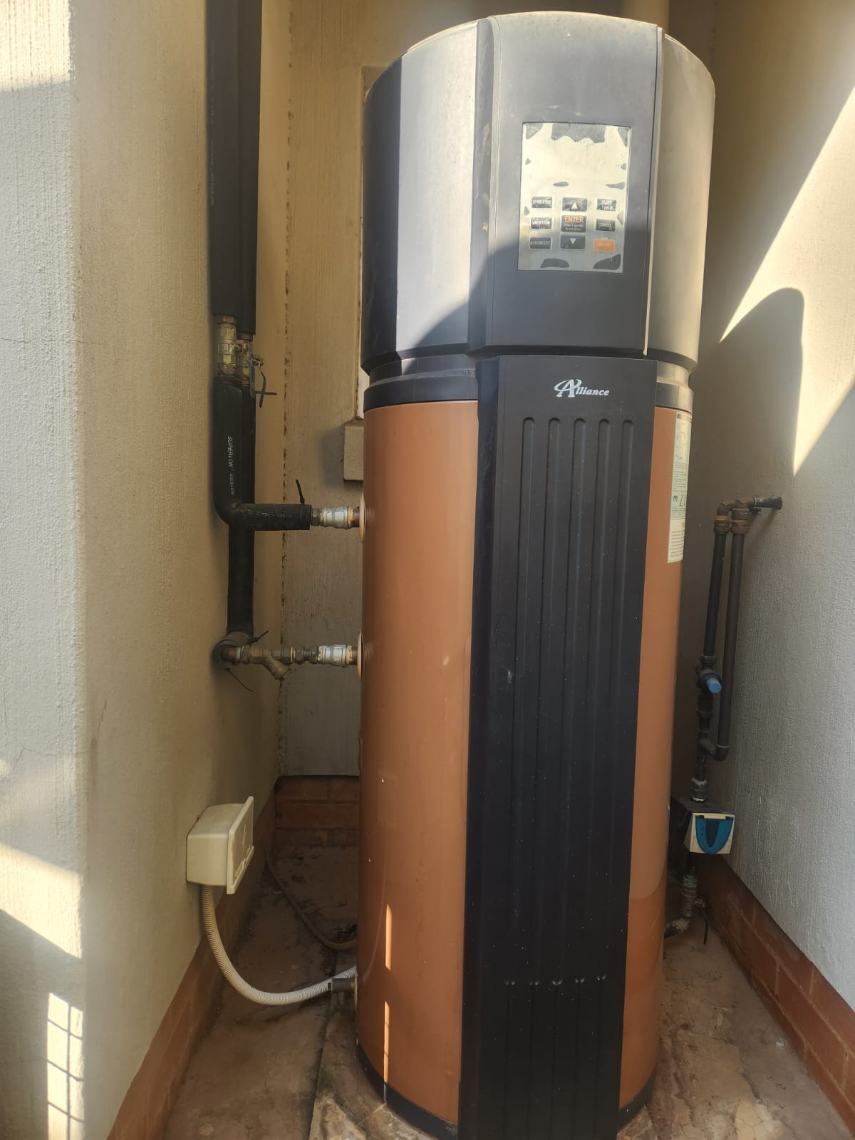 Plumbers in Pretoria East ,Contact details 0825030657