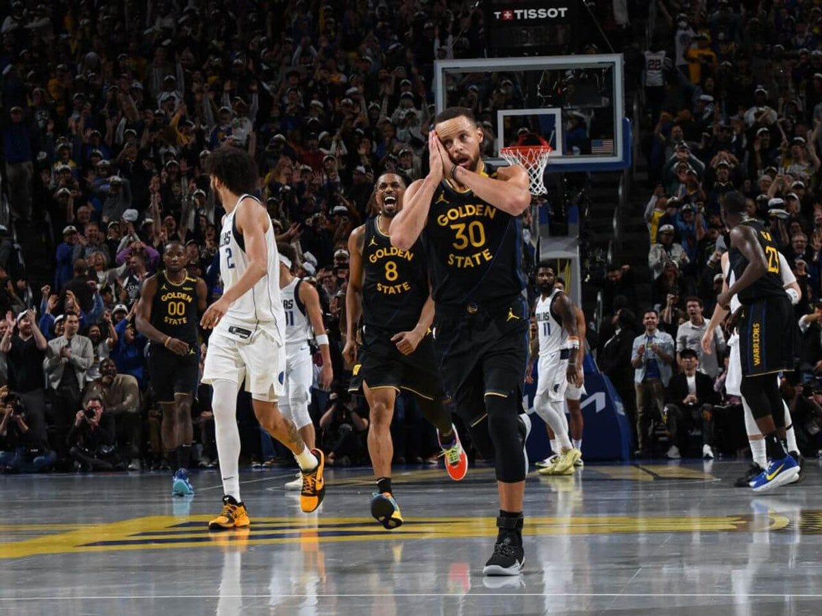 Warriors vs Mavs: Steph Says Night Night, Klay Returns | by DAR Sports