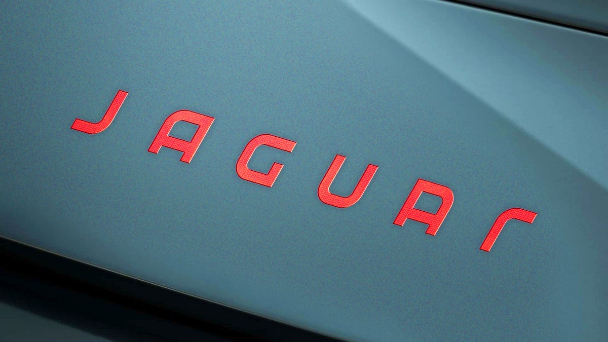 Jaguar Rebranding with a look towards the past, not the future. by danerickp Nov, 2024 Medium