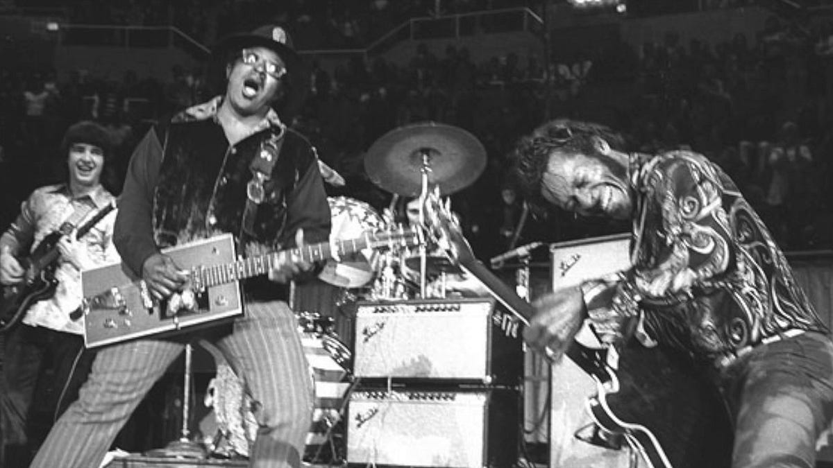 Bo Diddley & Chuck Berry: The two great Kings. | by Paulo Menezes | Medium