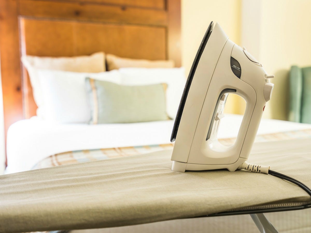 HOW TO IRON COTTON BED SHEETS. Ironing cotton bed sheets is a hassle
