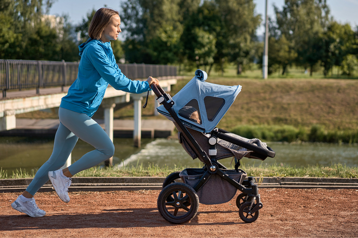 can-you-bring-a-stroller-on-a-plane