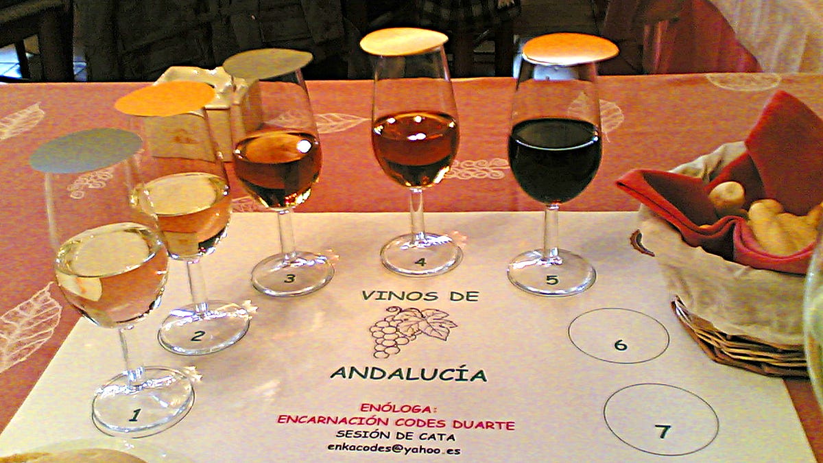 Granada Wine (Set of 4) Glass in Brown | Arhaus