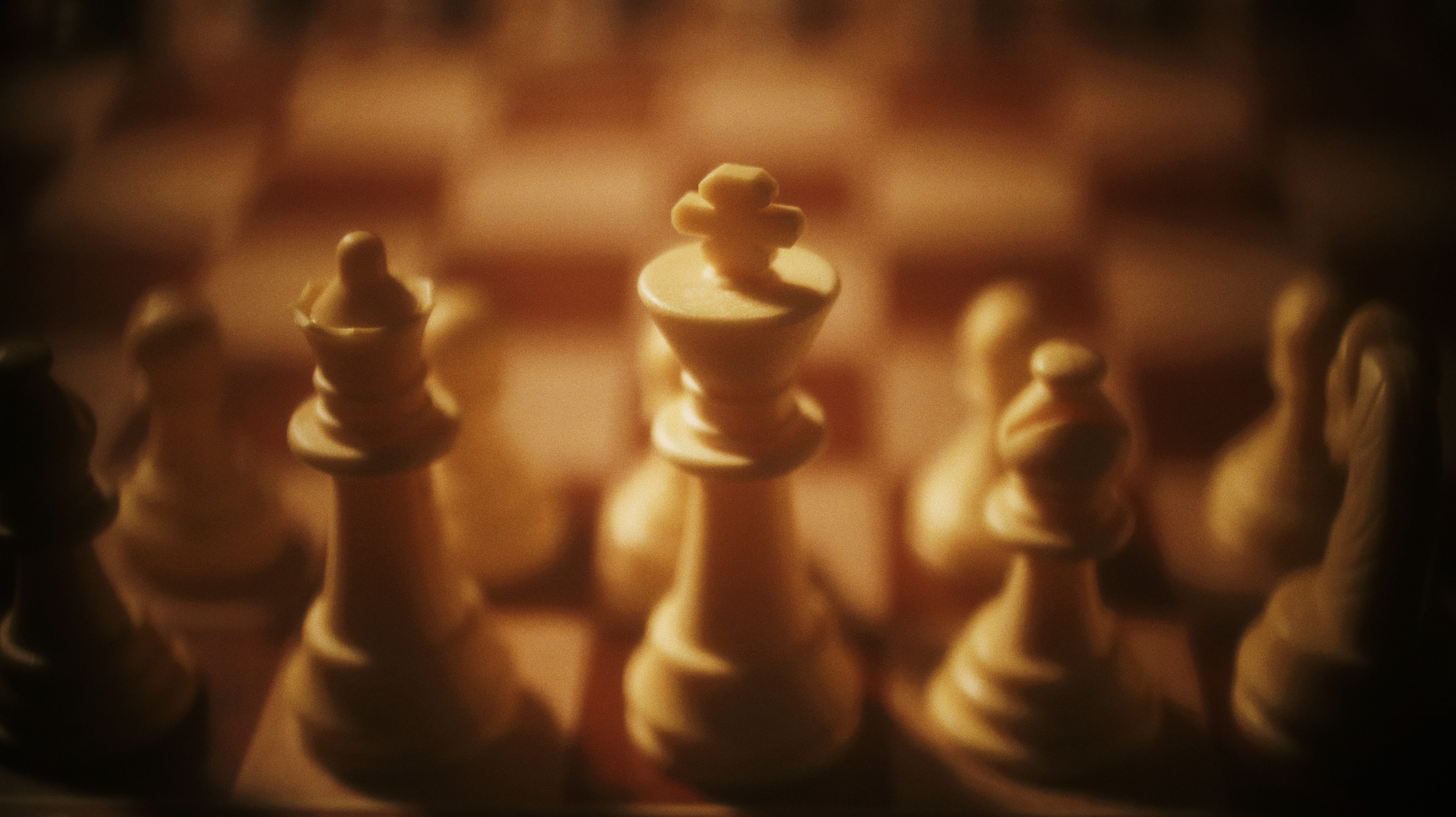 Chess as a Catalyst for Effective Project Management and Leadership