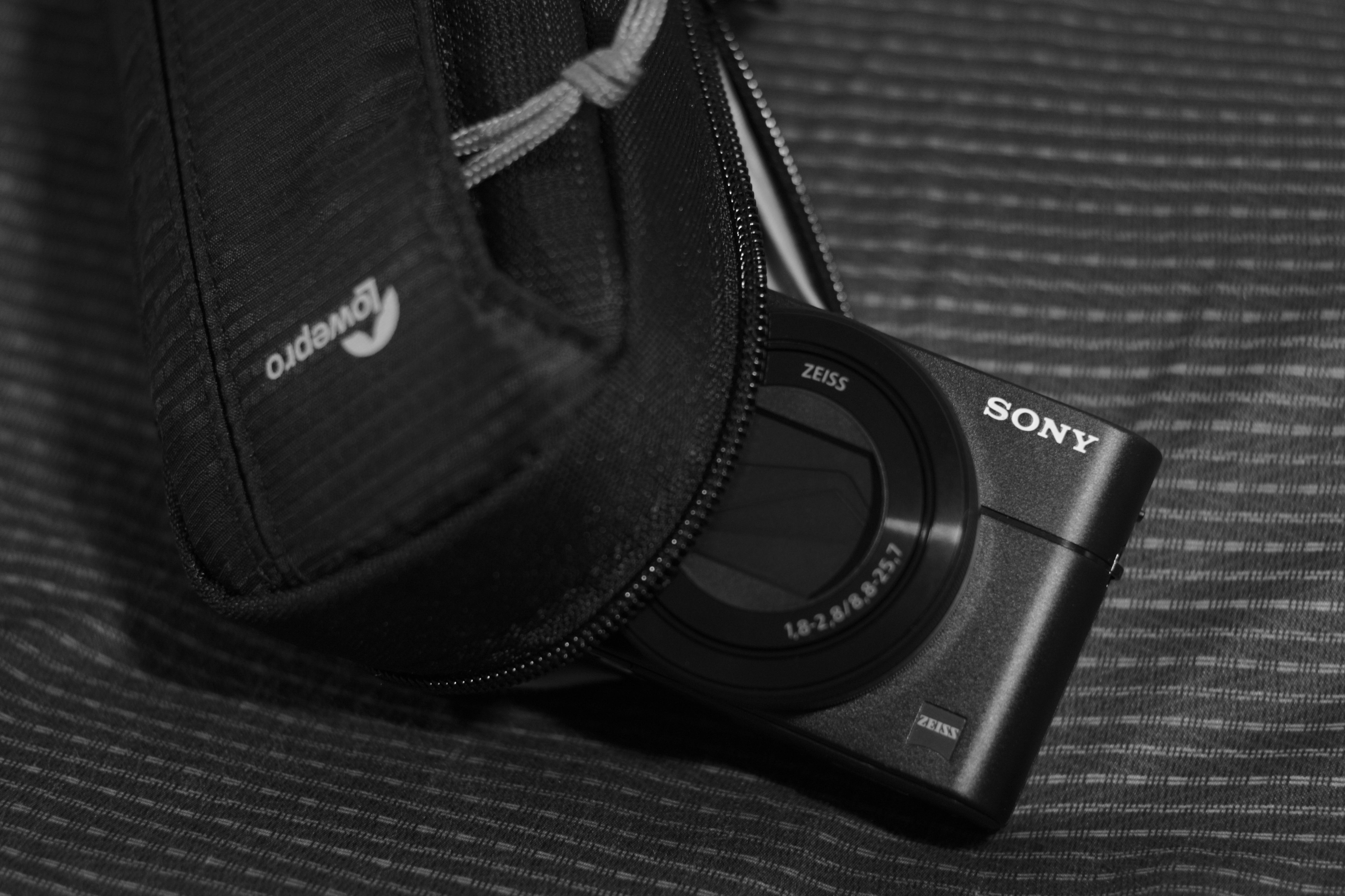 不是葉佩雯的Sony Rx100M5 Reviews 使用心得. Photo By Sony A77 +